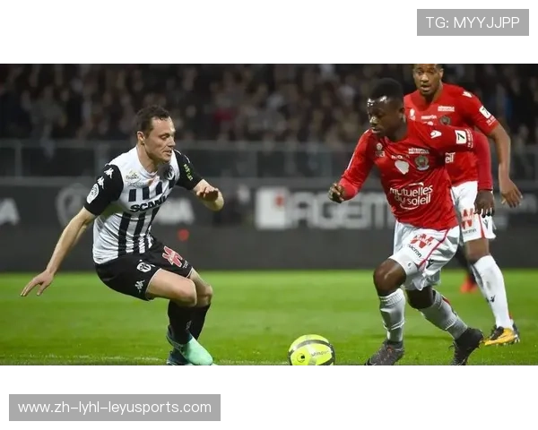 法甲经典强强对抗对决集锦与战术碰撞 法甲经典强强对抗对决集锦与战术碰撞